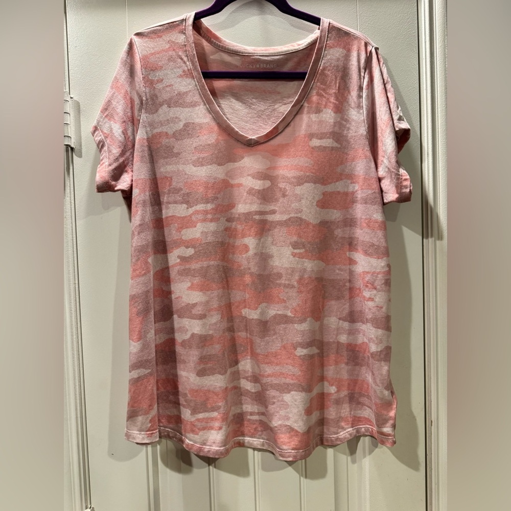 Lucky Brand Pink Camo Short Sleeve Tee